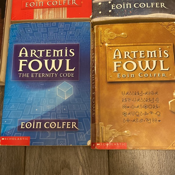 Artemis Fowl books - Picture 3 of 4